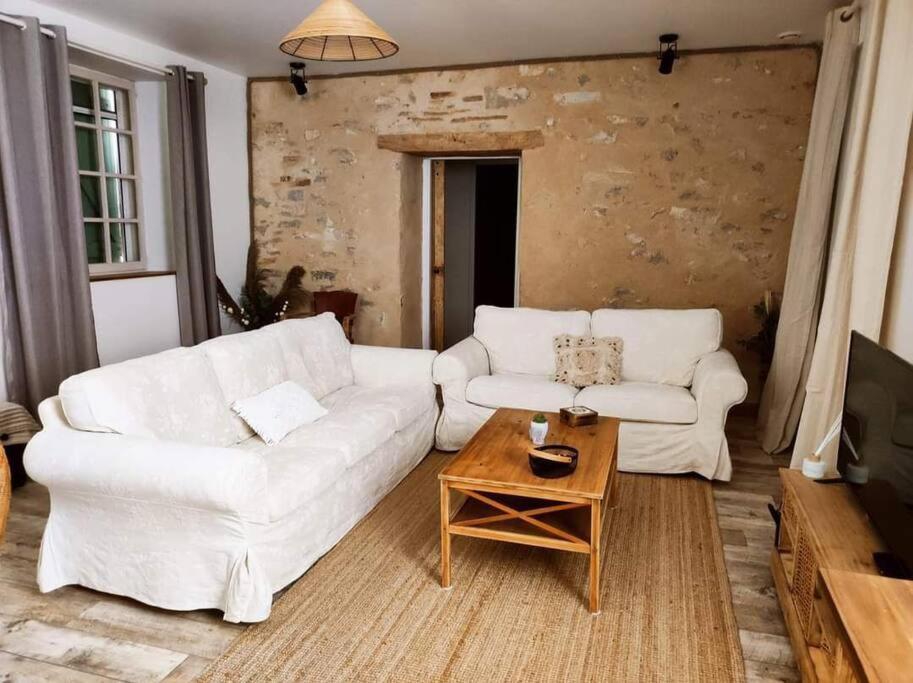 Gite La Petite Longere Septfonds Buitenkant foto